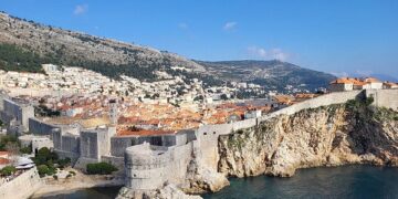 Croatia dùng tiền gì ? Hình ảnh tờ tiền – Cách phân biệt thật giả ?