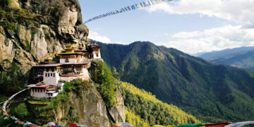 Bhutan dùng tiền gì ? Hình ảnh tờ tiền – Cách phân biệt thật giả ?